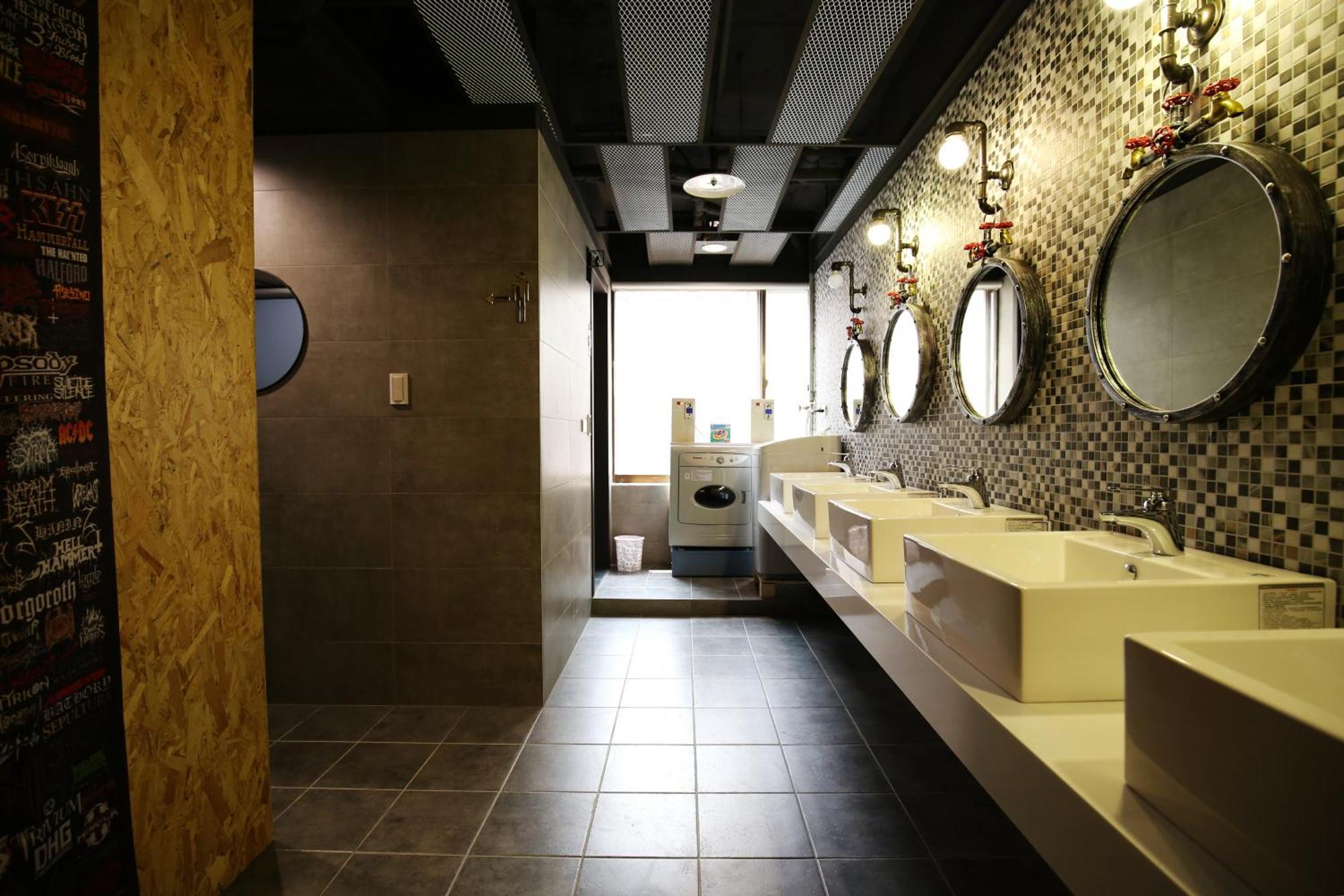 Quadruple Room with Shared Bathroom